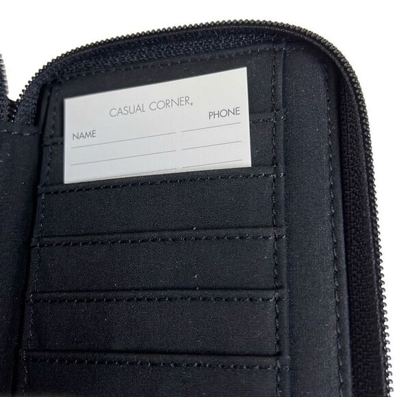 Vintage new Casual Corner Women's Black Embossed Leather Zip-Around Wallet One S - Picture 8 of 11